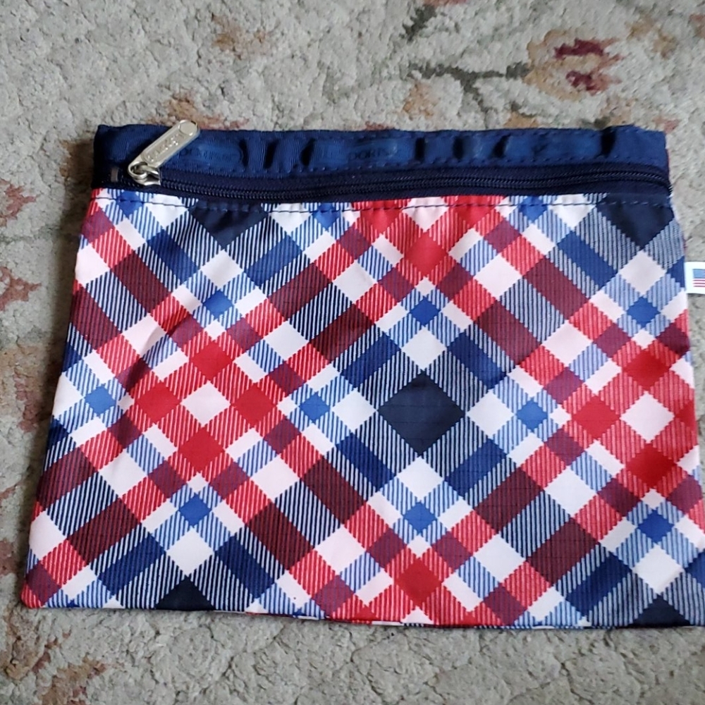 LeSportsac case